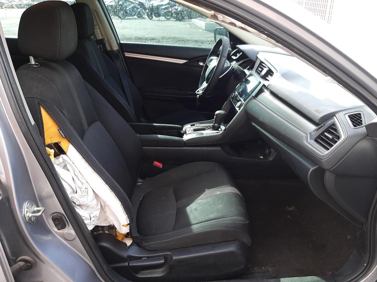 Photo 5 from auction – 2017 HONDA CIVIC EX with VIN 19XFC2F72HE019783