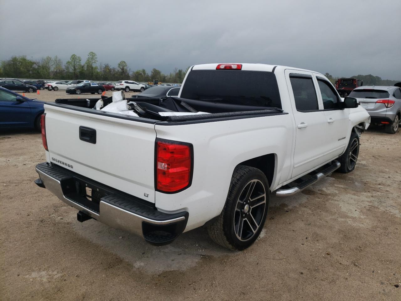 Photo 4 from auction – 2015 CHEVROLET SILVERADO with VIN 3GCPCREC6FG522245