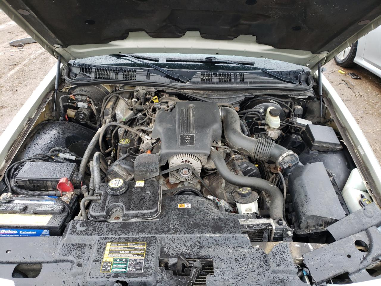 Photo 7 from auction – 2004 MERCURY GRAND MARQ with VIN 2MEFM74W64X627359