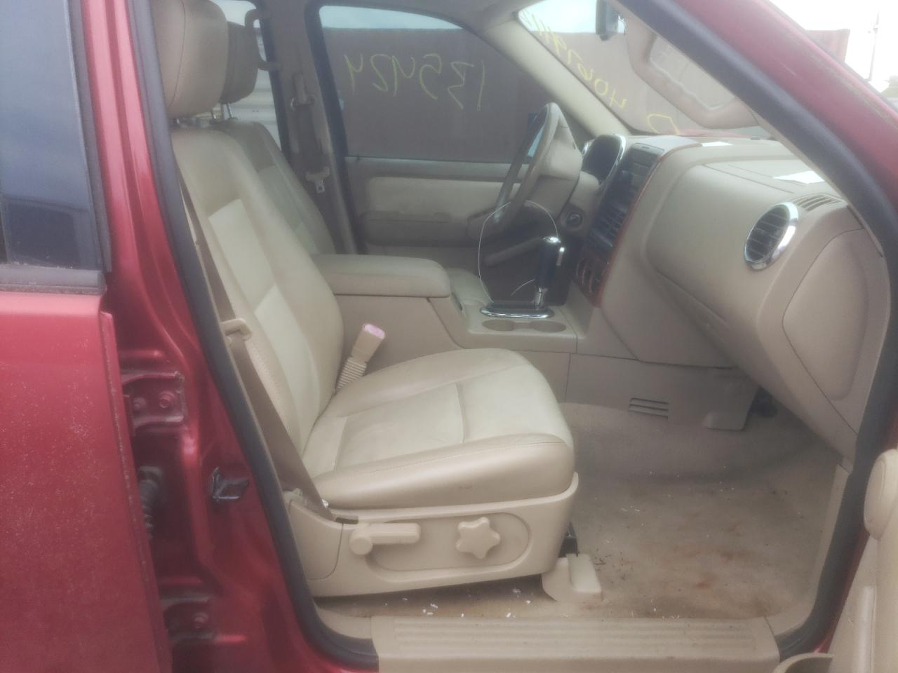 Photo 5 from auction – 2007 FORD EXPLORER E with VIN 1FMEU64E67UA42870