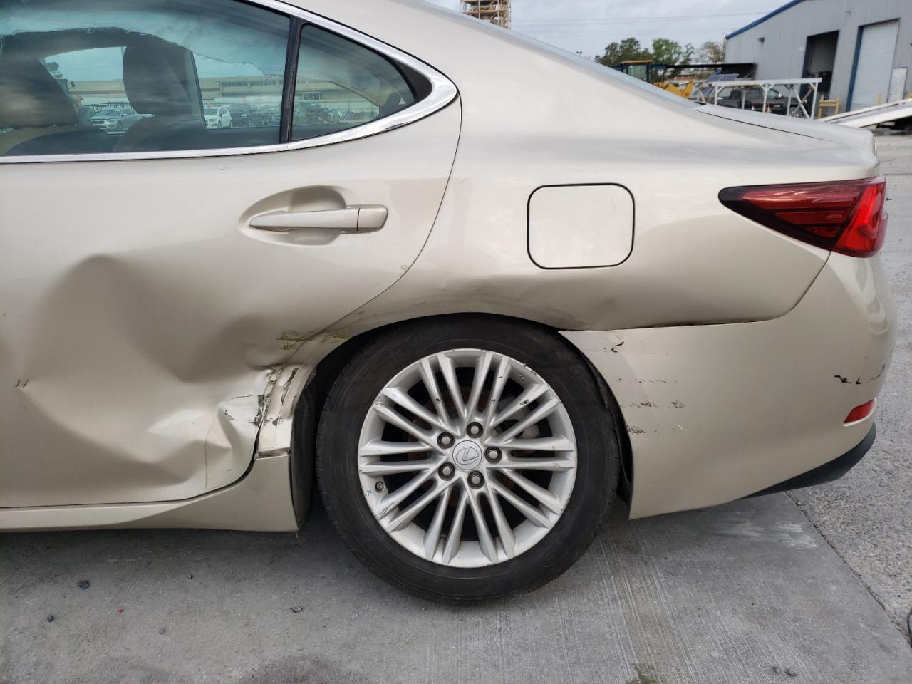 Photo 9 from auction – 2016 LEXUS ES 350 with VIN 58ABK1GG1GU011883
