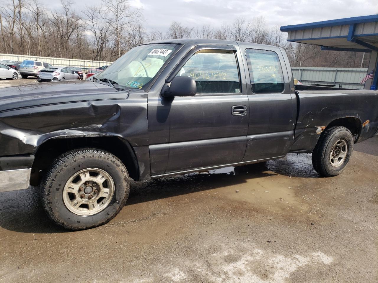 Photo 9 from auction – 2004 CHEVROLET SILVERADO with VIN 2GCEK19T941410633
