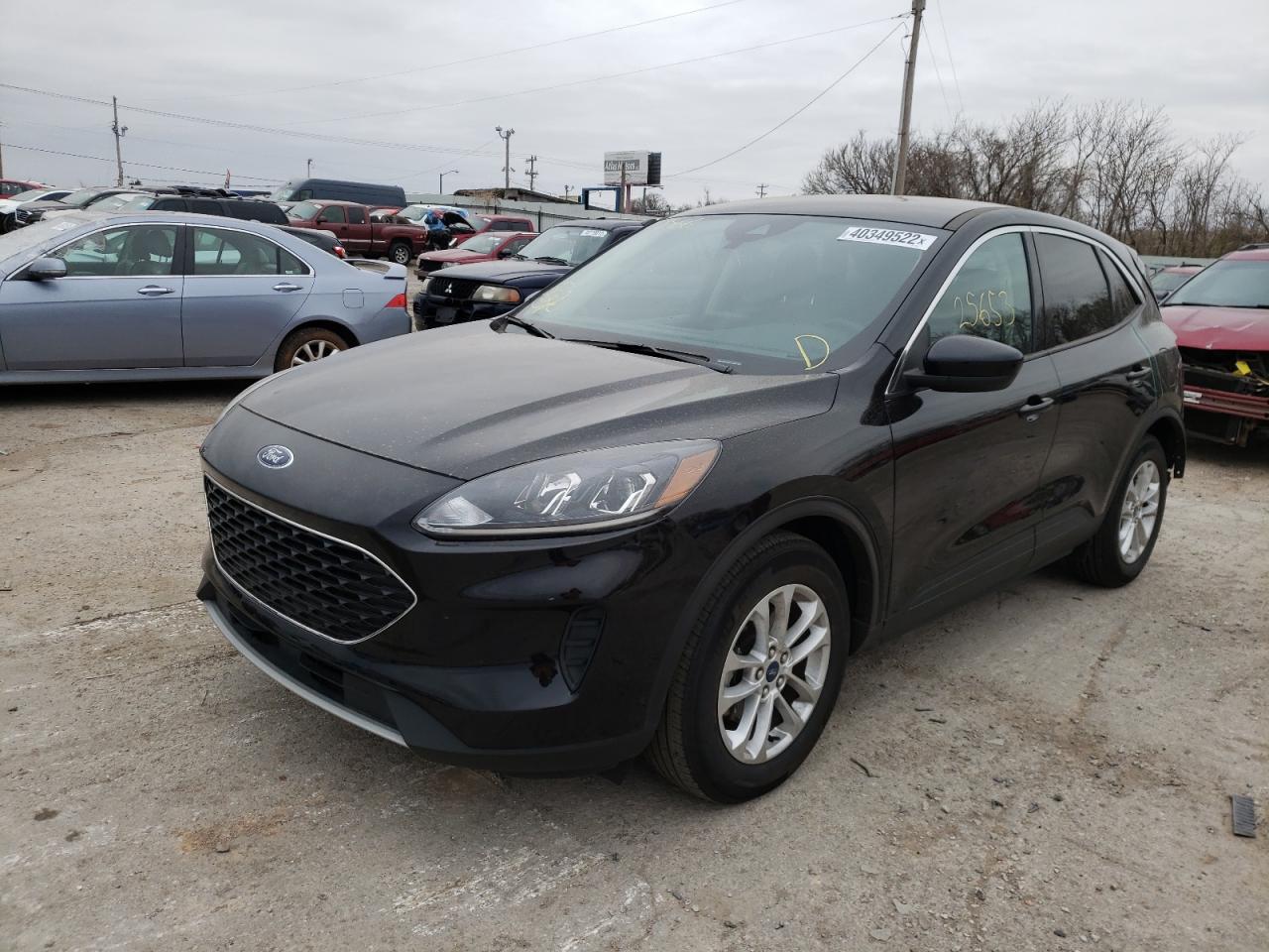 Photo 2 from auction – 2020 FORD ESCAPE SE with VIN 1FMCU0G63LUC18566