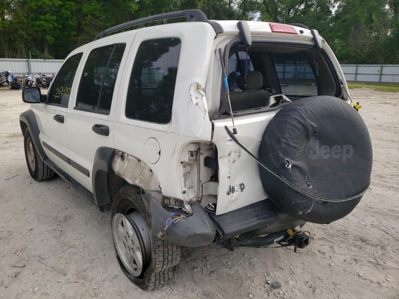 Photo 3 from auction – 2006 JEEP LIBERTY SP with VIN 1J4GK48K16W268321