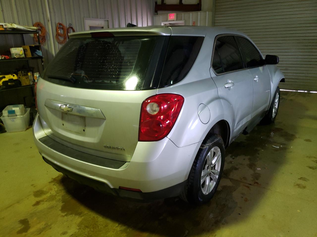 Photo 4 from auction – 2011 CHEVROLET EQUINOX LS with VIN 2CNALBEC1B6297604