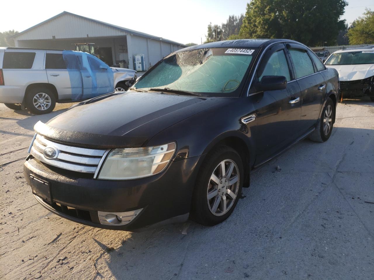 Photo 2 from auction – 2008 FORD TAURUS SEL with VIN 1FAHP24W58G140790