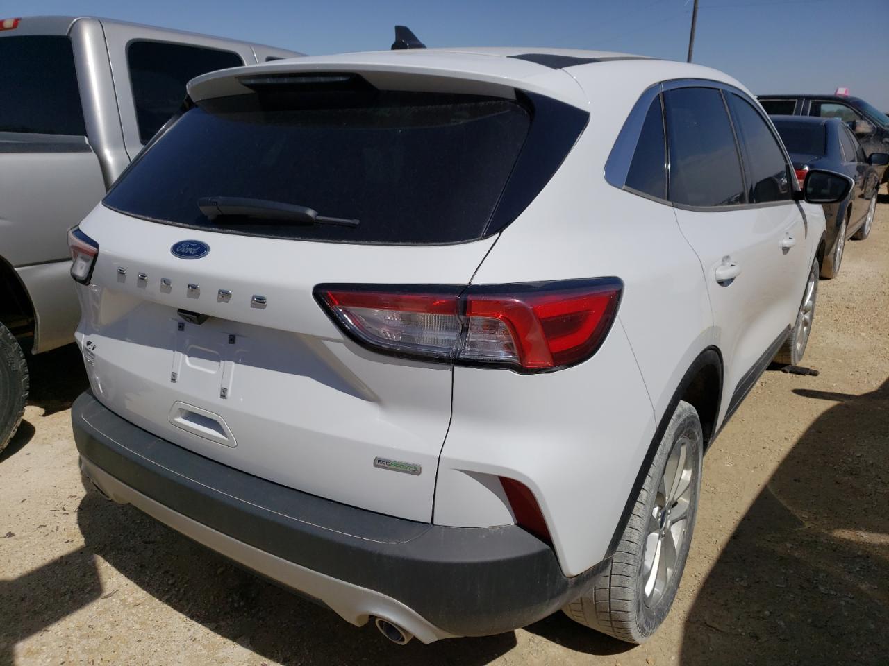 Photo 4 from auction – 2020 FORD ESCAPE SE with VIN 1FMCU0G67LUC20904