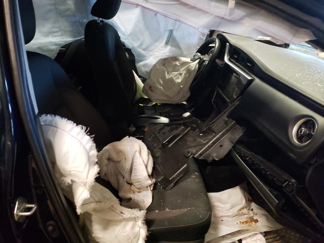 Photo 5 from auction – 2019 TOYOTA COROLLA L with VIN 2T1BURHE5KC203850