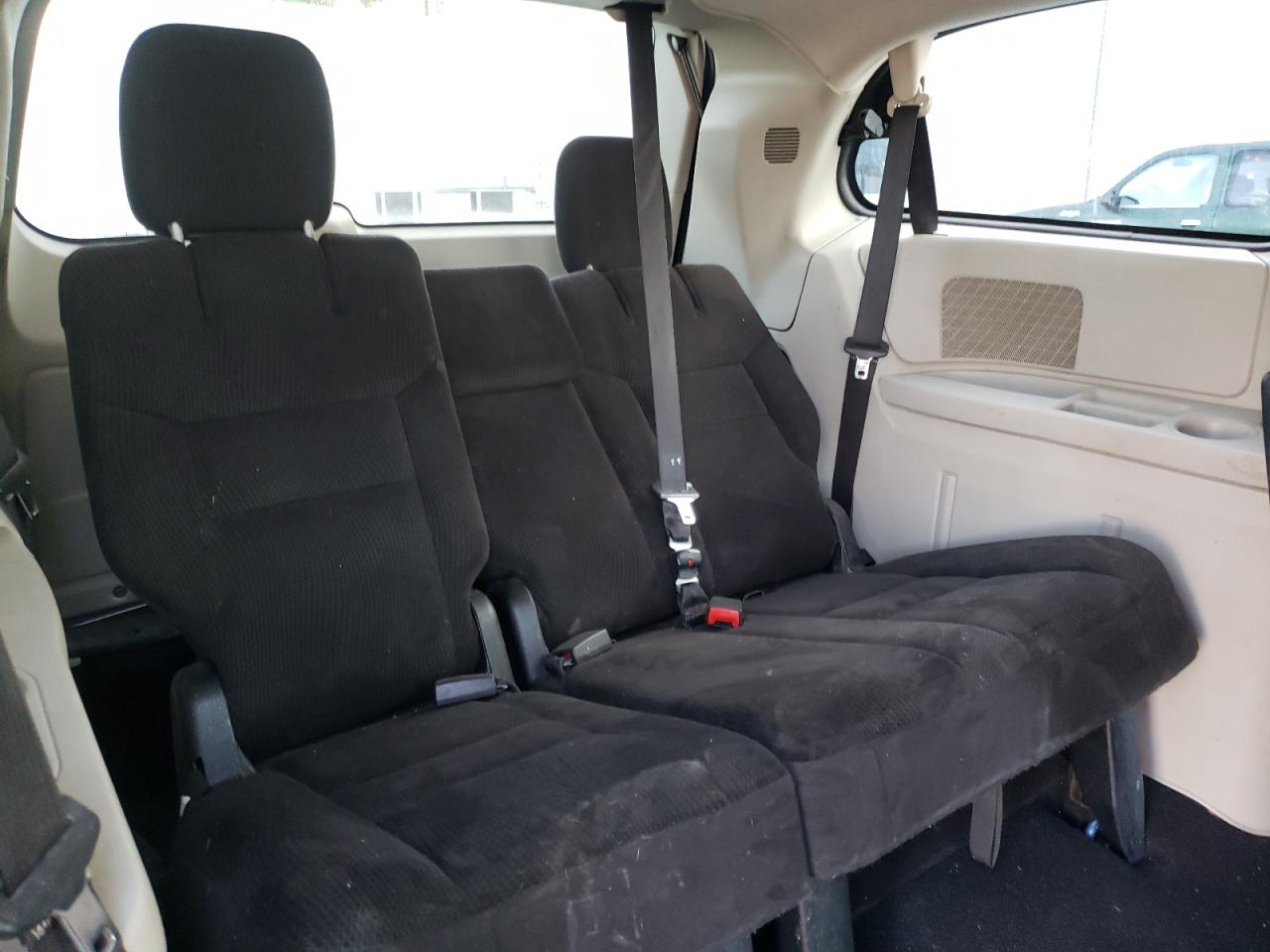 Photo 6 from auction – 2014 DODGE GRAND CARA with VIN 2C4RDGCG9ER478914