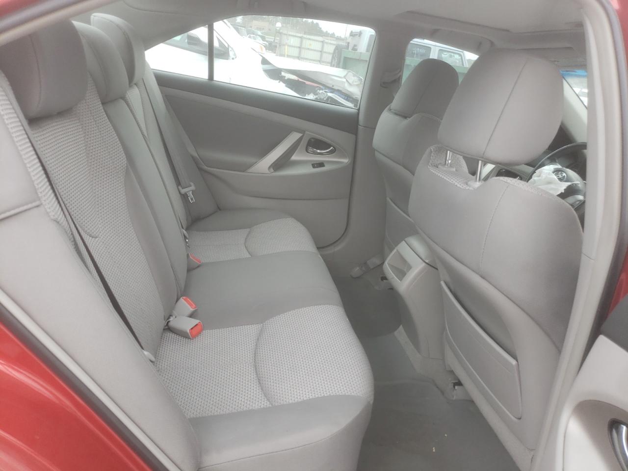 Photo 6 from auction – 2011 TOYOTA CAMRY BASE with VIN 4T1BF3EK9BU727969