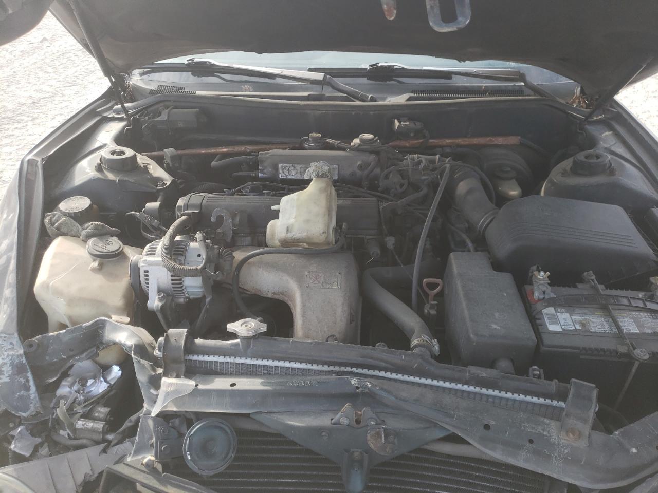 Photo 7 from auction – 1992 TOYOTA CAMRY LE with VIN 4T1SK12E2NU141083