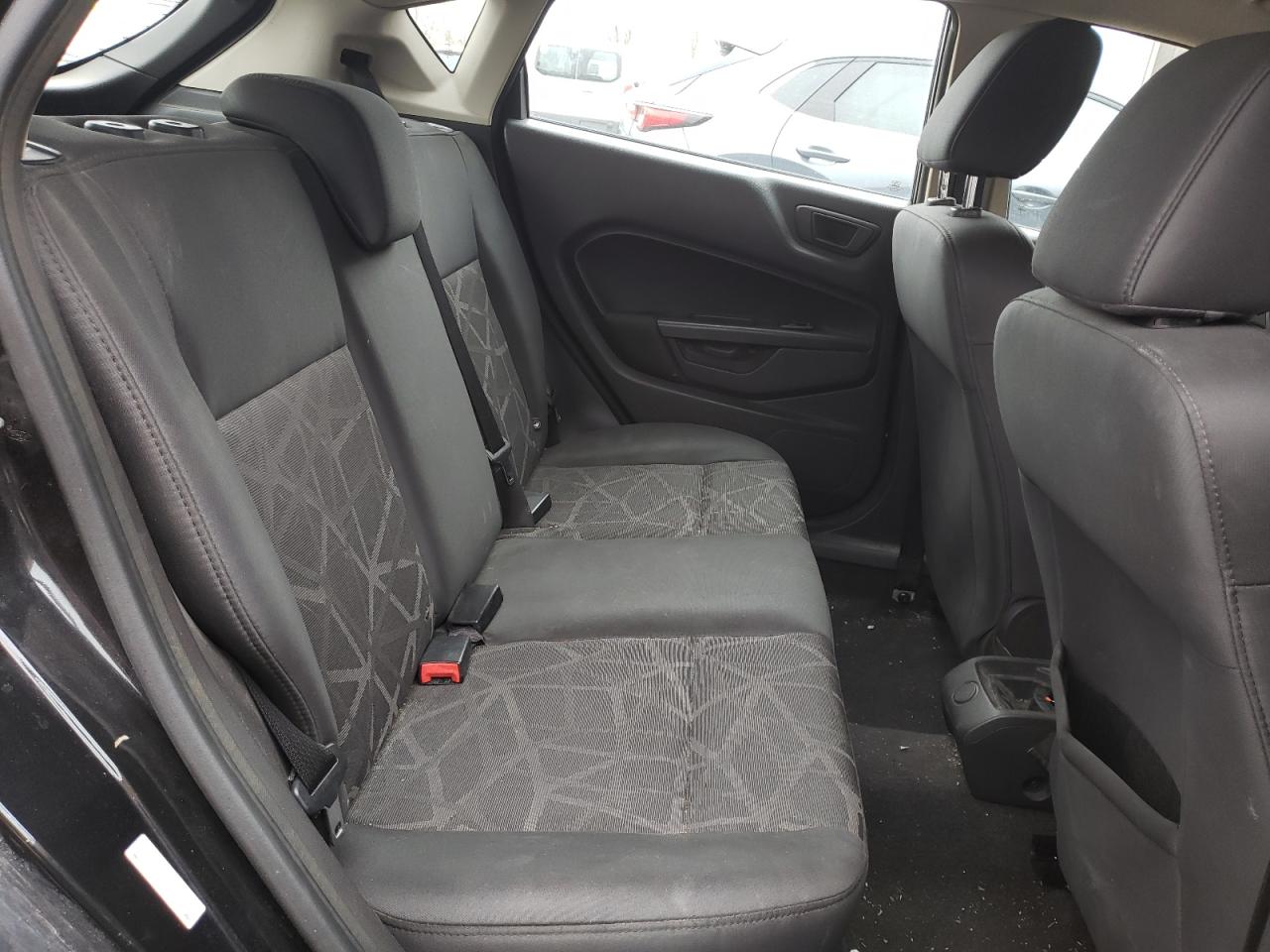 صورة رقم 6 من المزاد - 2012 FORD FIESTA SE مع VIN 3FADP4EJ5CM161330