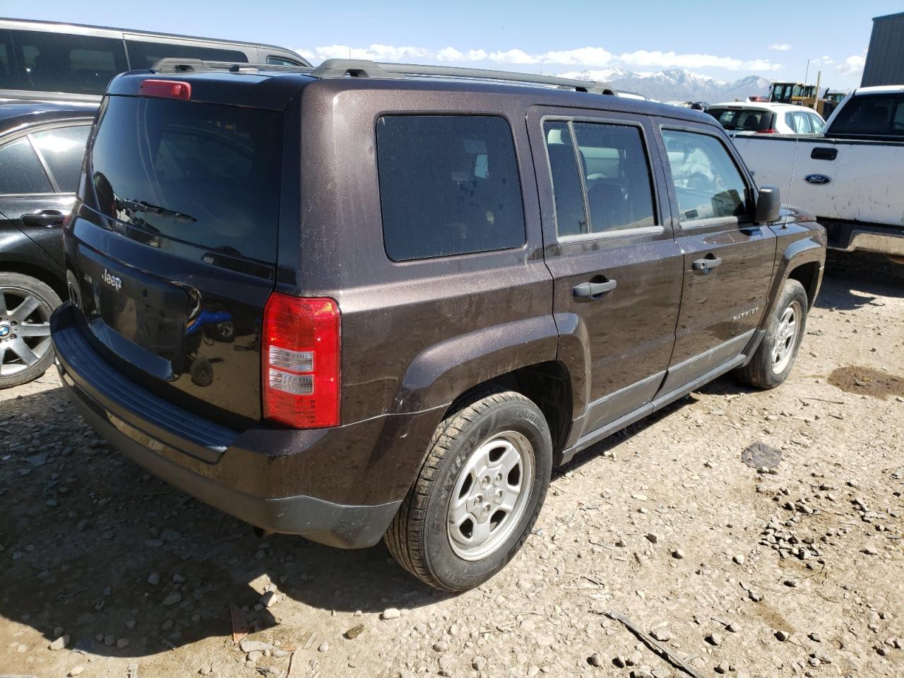Photo 4 from auction – 2014 JEEP PATRIOT SP with VIN 1C4NJPBA2ED632032