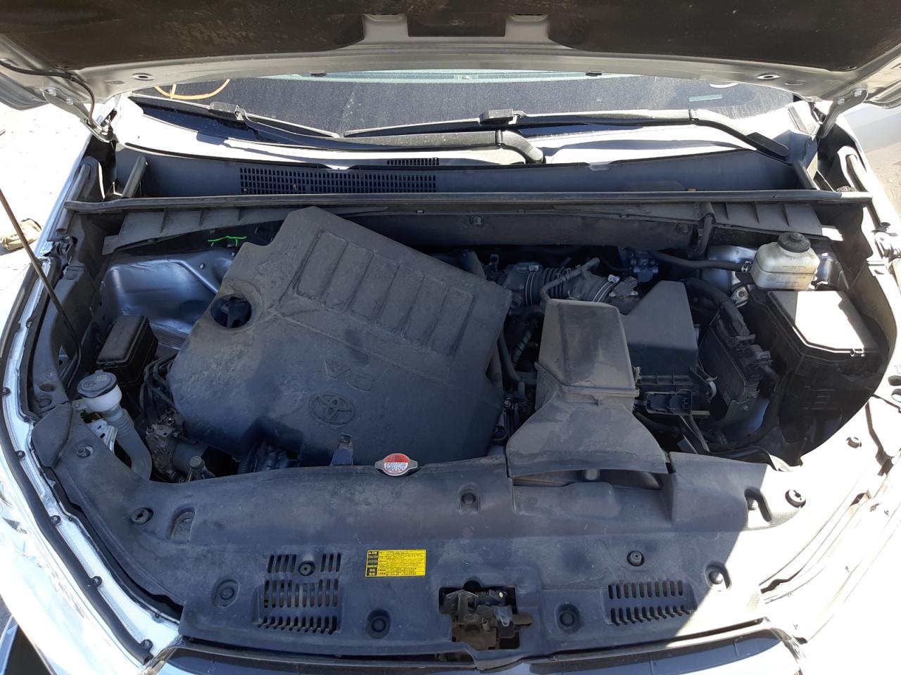 Photo 7 from auction – 2016 TOYOTA HIGHLANDER with VIN 5TDJKRFHXGS349643