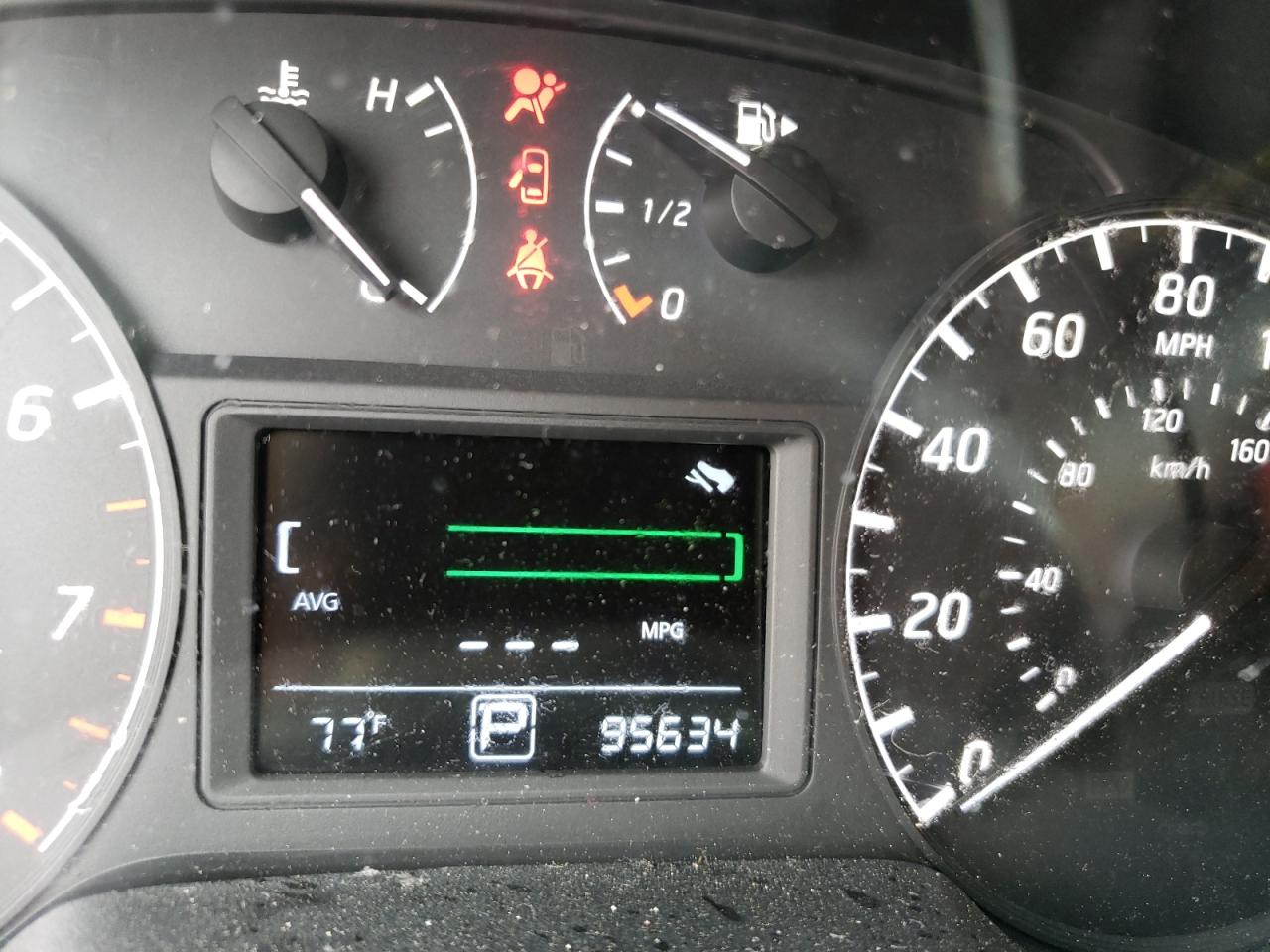Photo 8 from auction – 2016 NISSAN SENTRA S with VIN 3N1AB7AP4GY303501