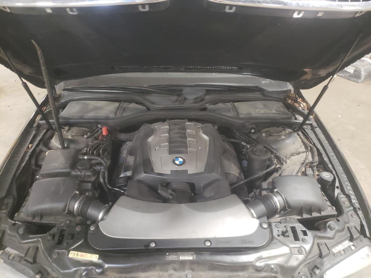 Photo 7 from auction – 2006 BMW 750 LI with VIN WBAHN83566DT31870