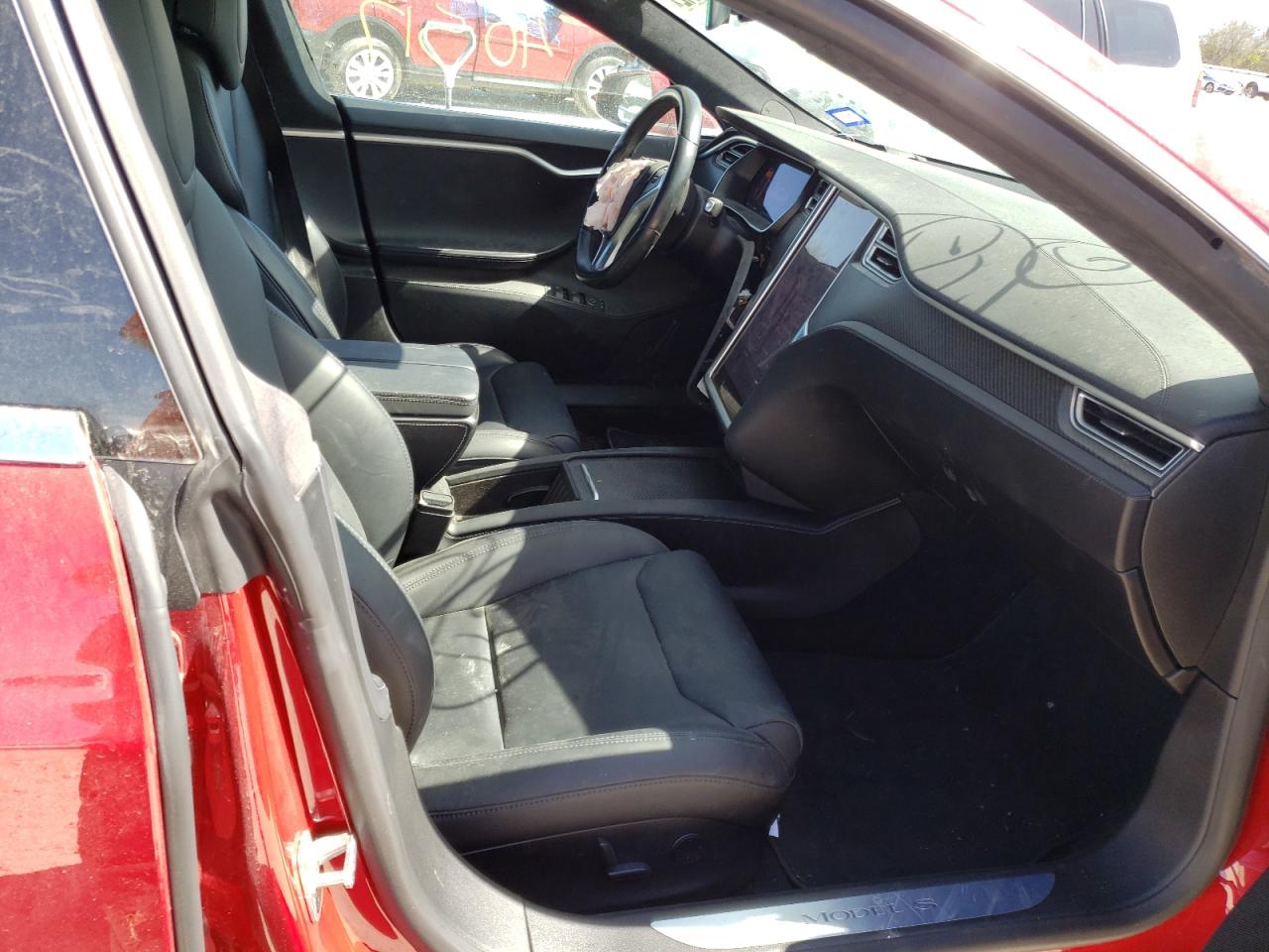 Photo 5 from auction – 2017 TESLA MODEL S with VIN 5YJSA1E48HF229627