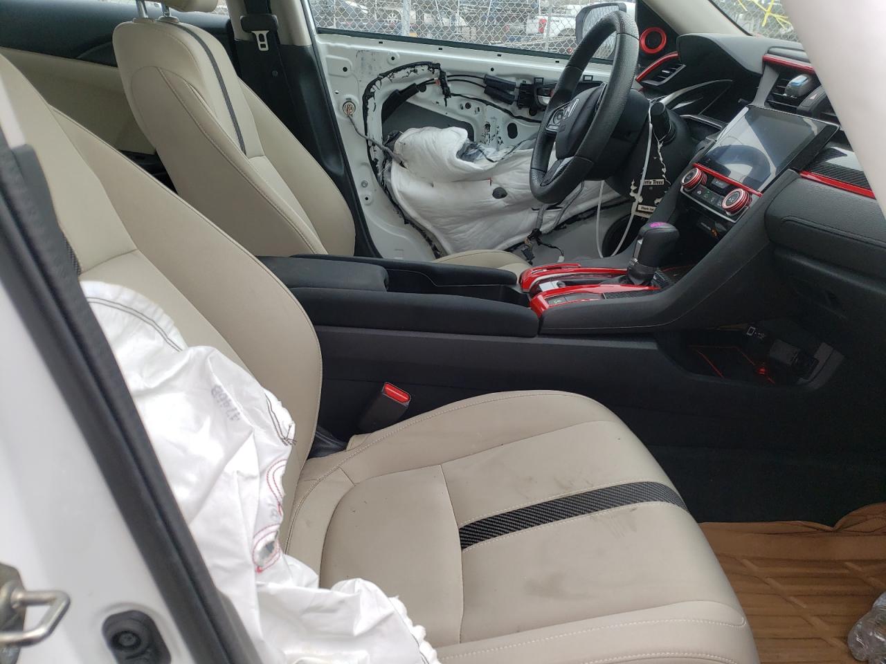 Photo 5 from auction – 2016 HONDA CIVIC EX with VIN 19XFC2F71GE202333