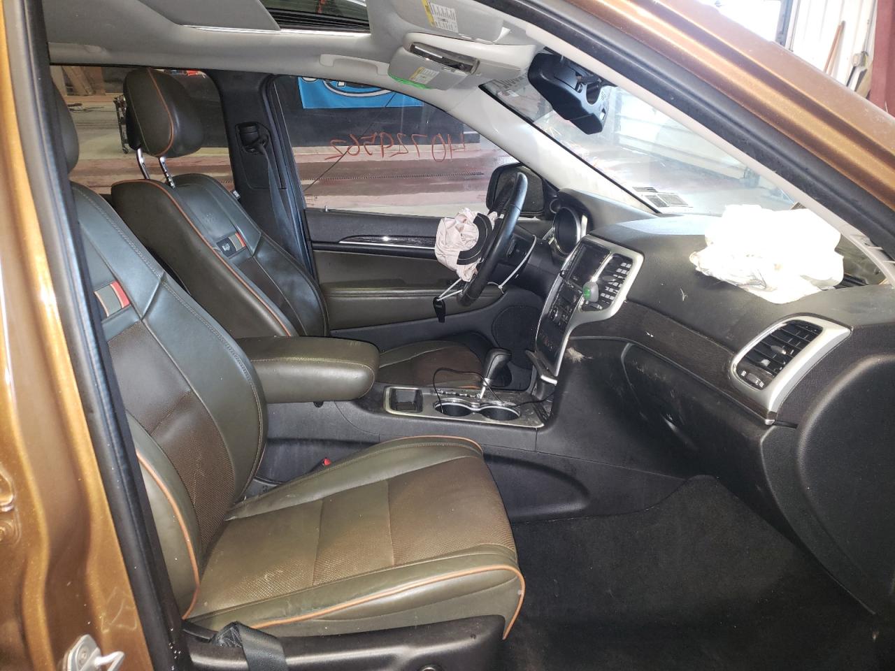 Photo 5 from auction – 2011 JEEP GRAND CHER with VIN 1J4RR4GG4BC675031
