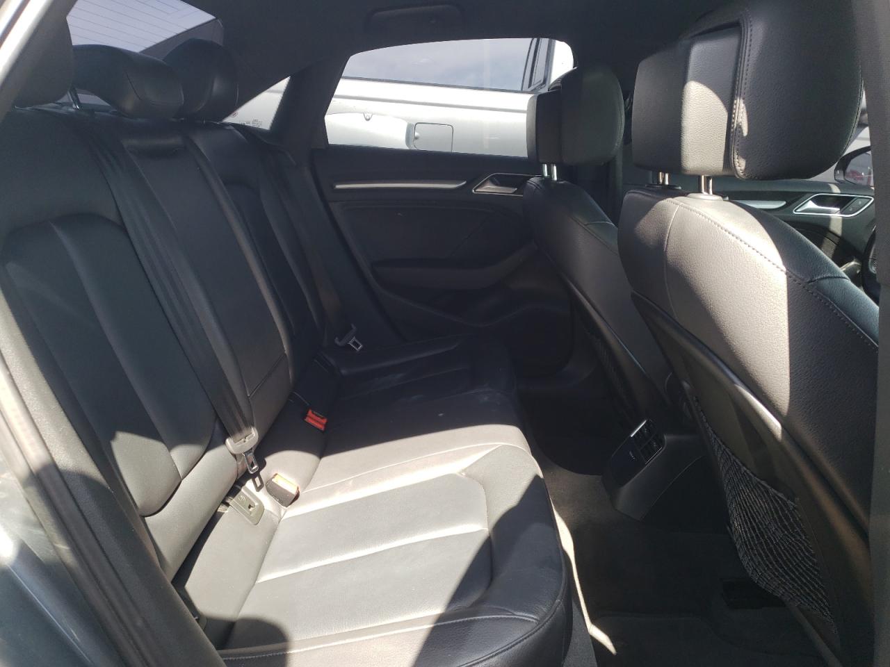 Photo 6 from auction – 2016 AUDI A3 PREMIUM with VIN WAUB8GFF6G1095560