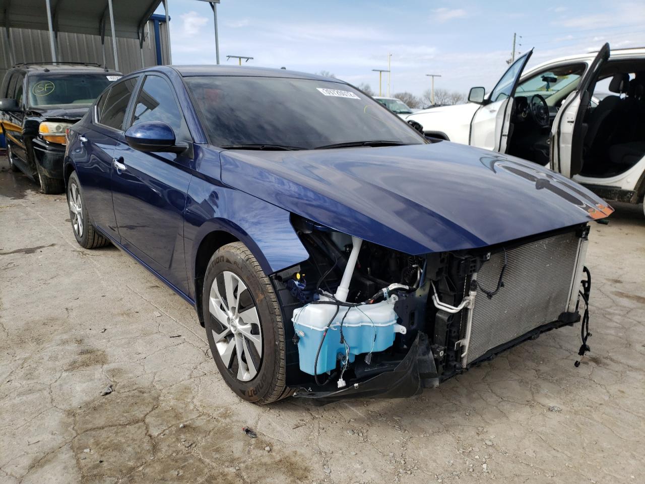 NISSAN ALTIMA S 2019 with VIN 1N4BL4BV5KC108508 - Photo from auction