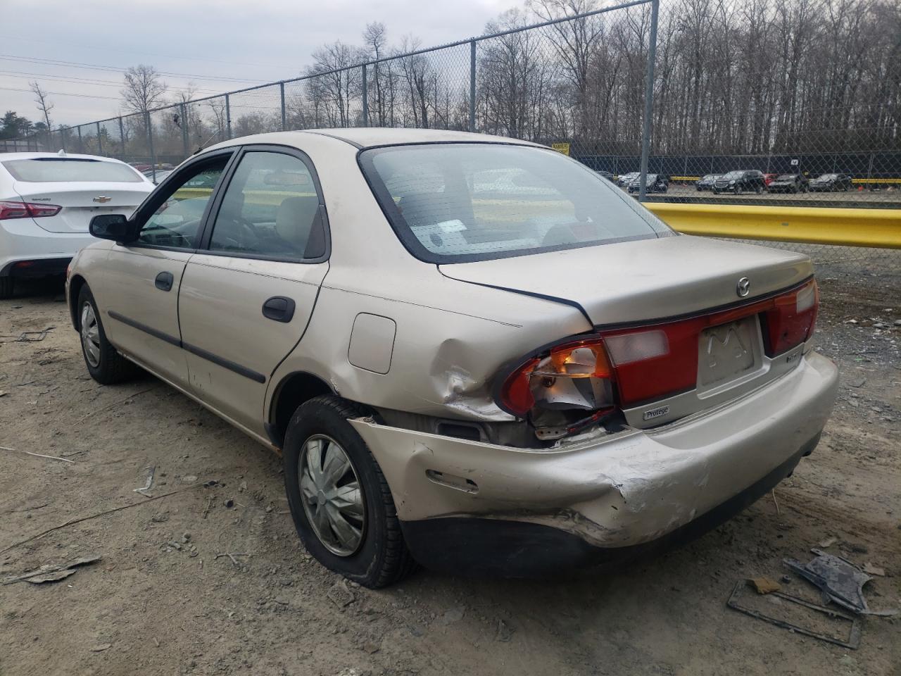 Photo 3 from auction – 1998 MAZDA PROTEGE DX with VIN JM1BC1413W0211341