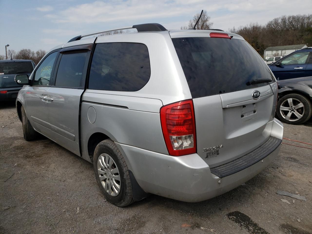 Photo 3 from auction – 2012 KIA SEDONA LX with VIN KNDMG4C76C6446572