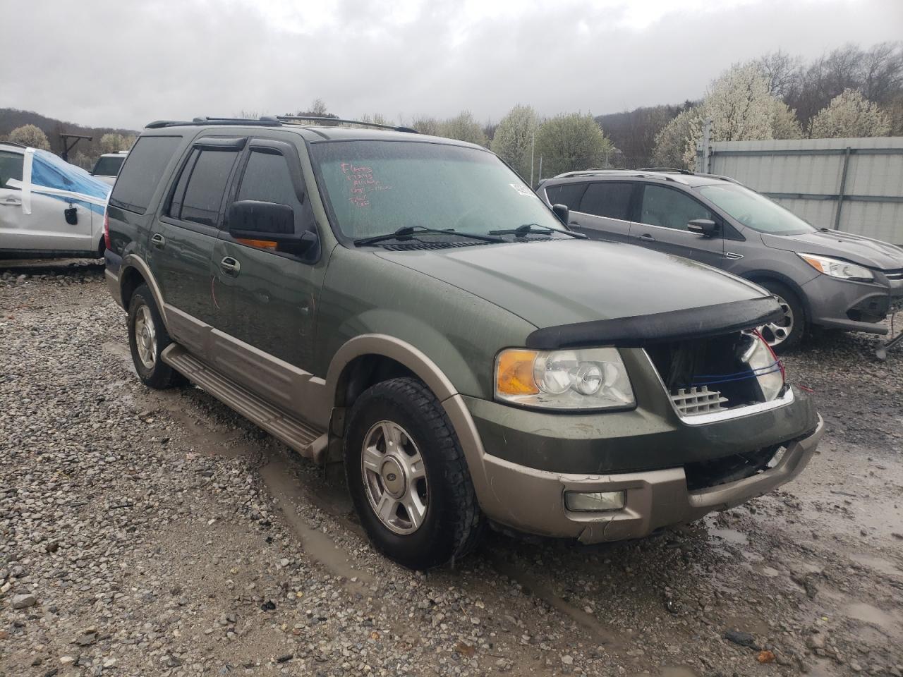 FORD EXPEDITION 2003 с VIN 1FMFU18L83LC10248 - Фото с аукциона