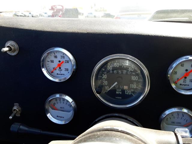 Photo 8 from auction – 1983 GMC CABALLERO with VIN 1GTCW8097DR501641