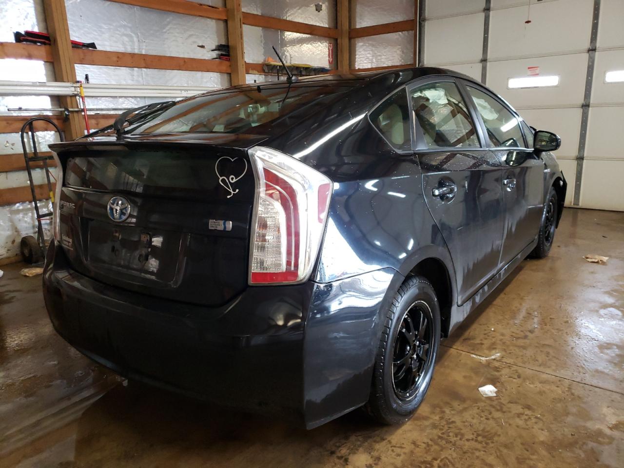 Photo 4 from auction – 2015 TOYOTA PRIUS with VIN JTDKN3DUXF1955187