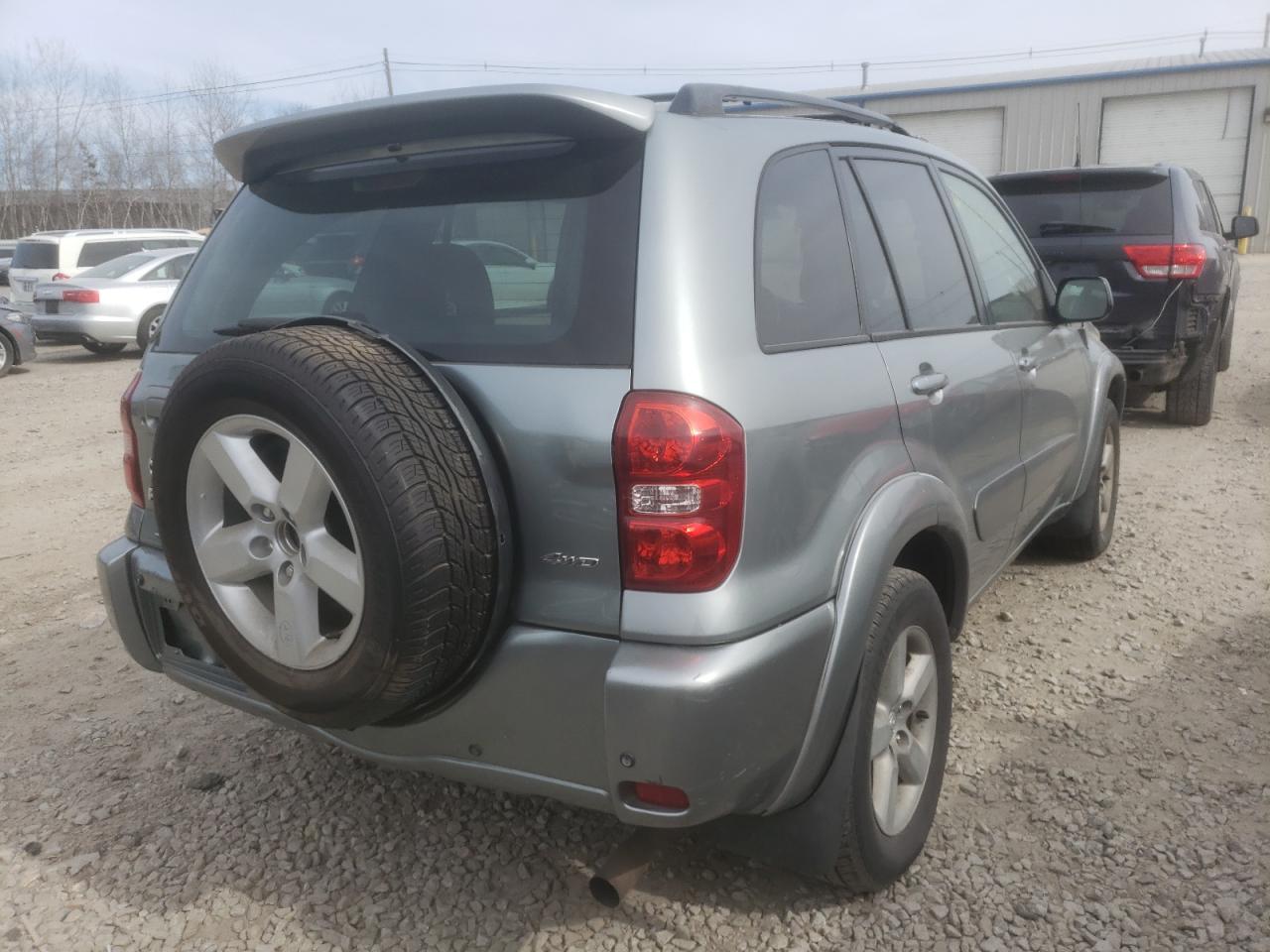Photo 4 from auction – 2004 TOYOTA RAV4 with VIN JTEHD20V640026554