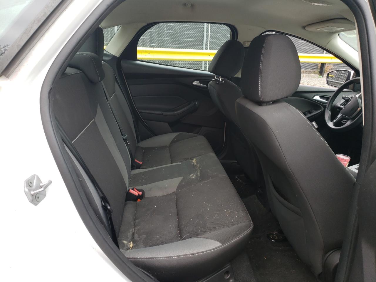 Photo 6 from auction – 2014 FORD FOCUS SE with VIN 1FADP3F2XEL121881