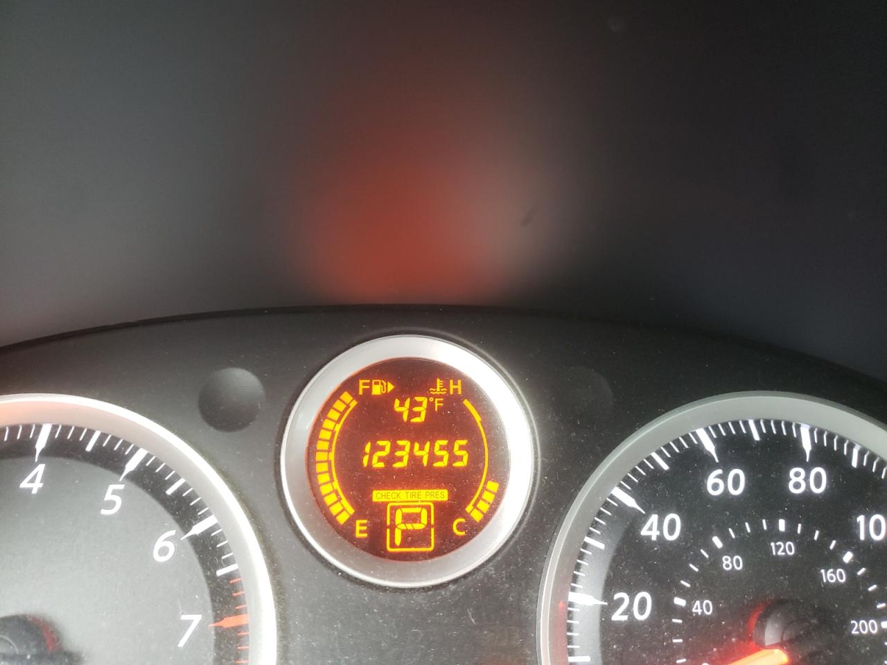 Photo 8 from auction – 2012 NISSAN SENTRA 2.0 with VIN 3N1AB6AP2CL649547