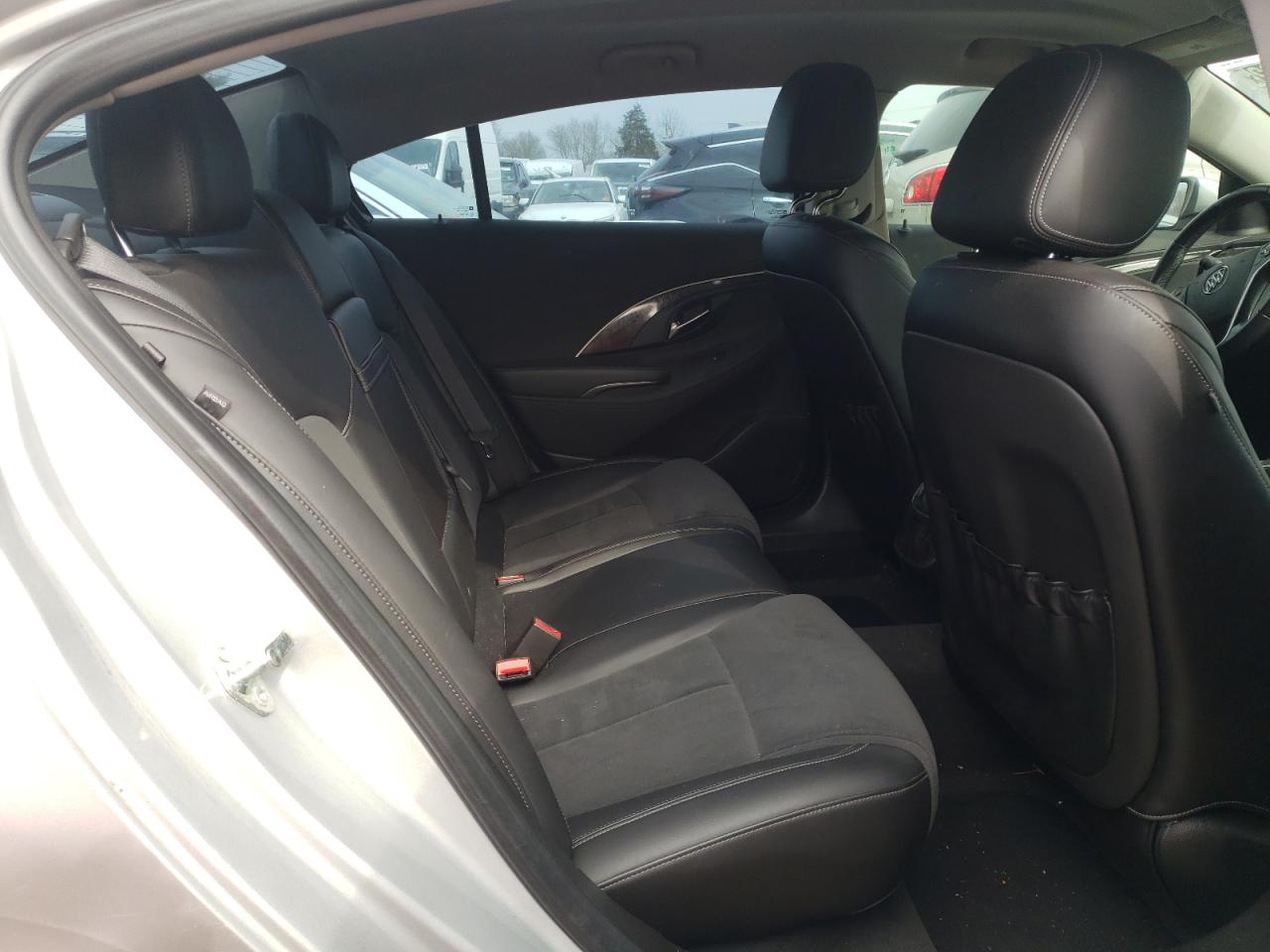 Photo 6 from auction – 2015 BUICK LACROSSE with VIN 1G4GA5GR2FF200876
