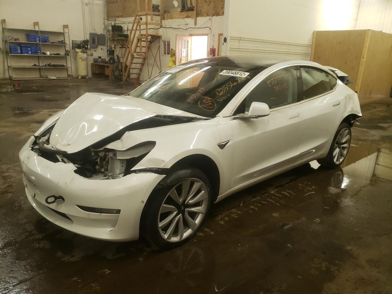 Photo 2 from auction – 2018 TESLA MODEL 3 with VIN 5YJ3E1EB8JF117794