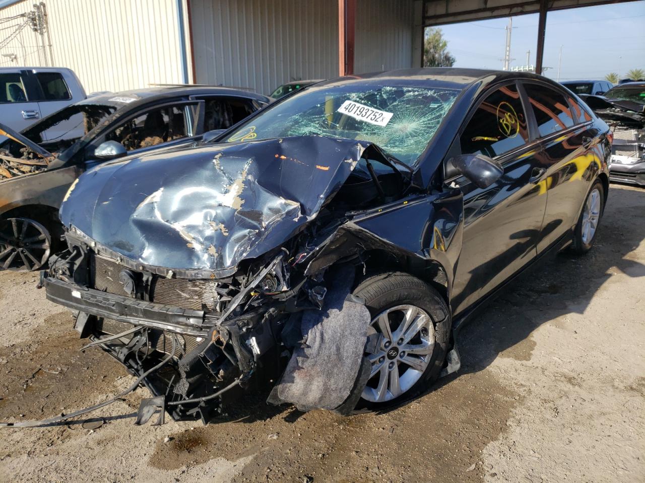 Photo 2 from auction – 2011 HYUNDAI SONATA GLS with VIN 5NPEB4AC7BH170832