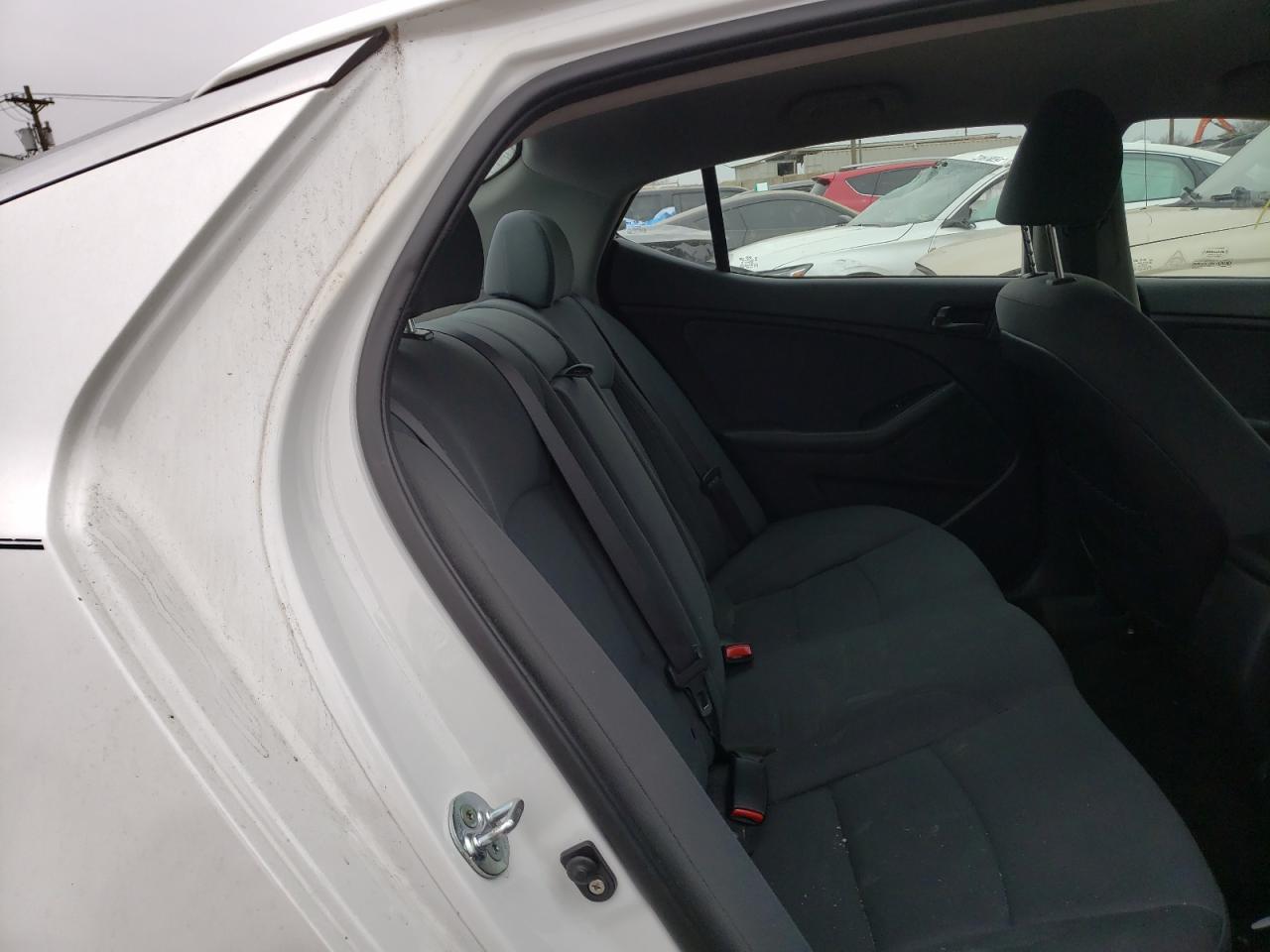 Photo 6 from auction – 2015 KIA OPTIMA LX with VIN KNAGM4A78F5611828