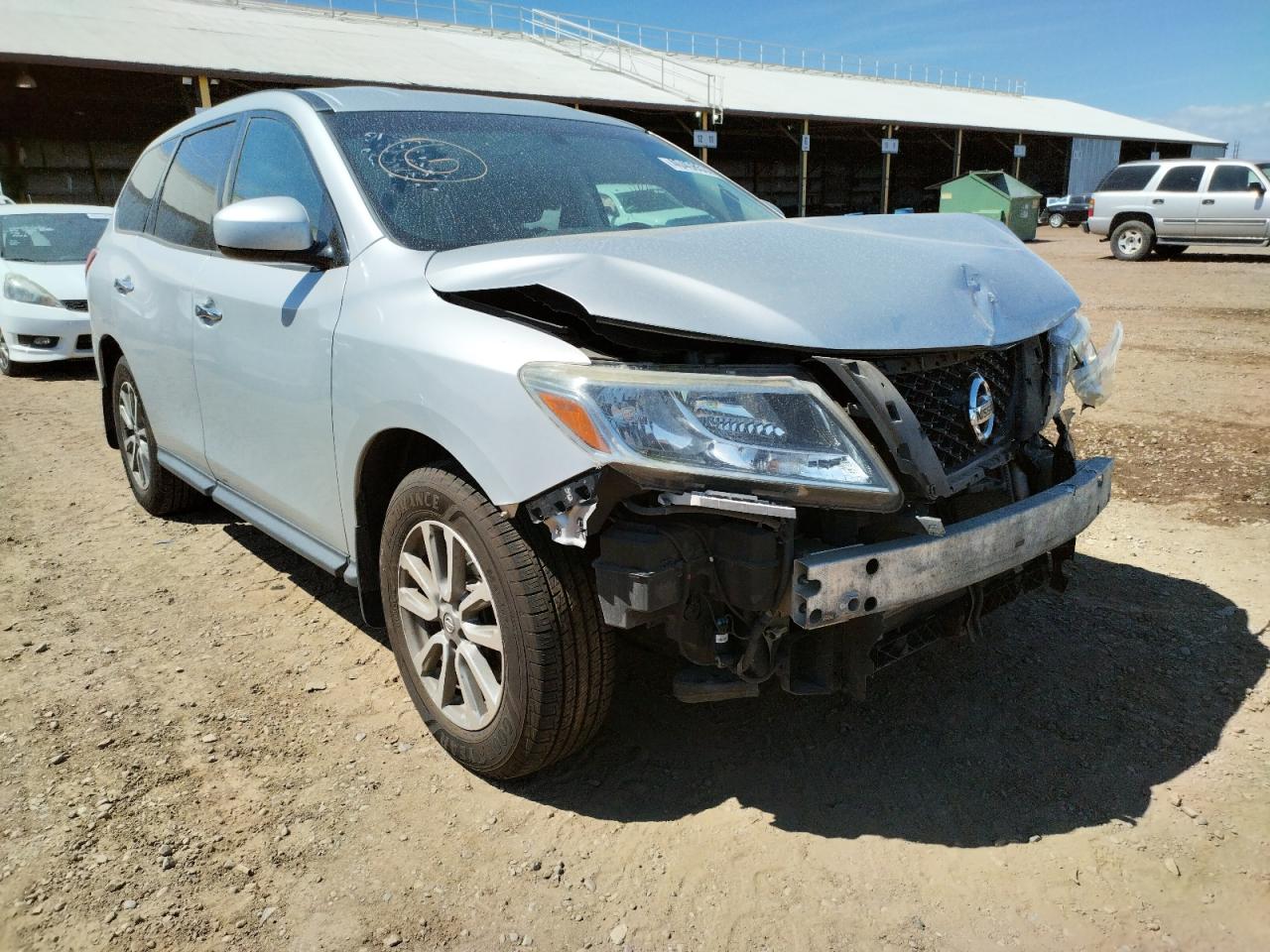 NISSAN PATHFINDER 2015 with VIN 5N1AR2MM4FC615446 - Photo from auction