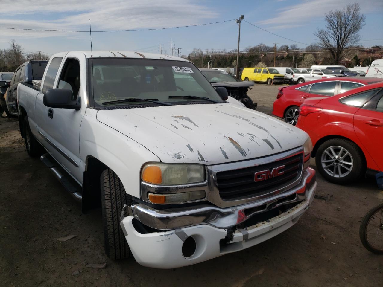 GMC NEW SIERRA 2004 with VIN 2GTEC19T541255897 - Photo from auction