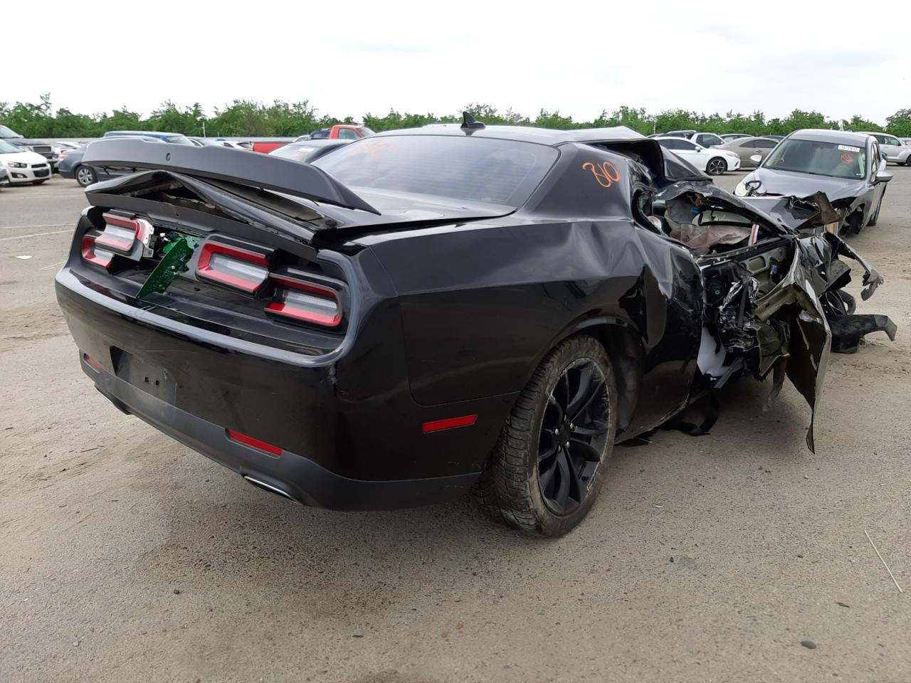 Photo 4 from auction – 2016 DODGE CHALLENGER with VIN 2C3CDZAGXGH321555