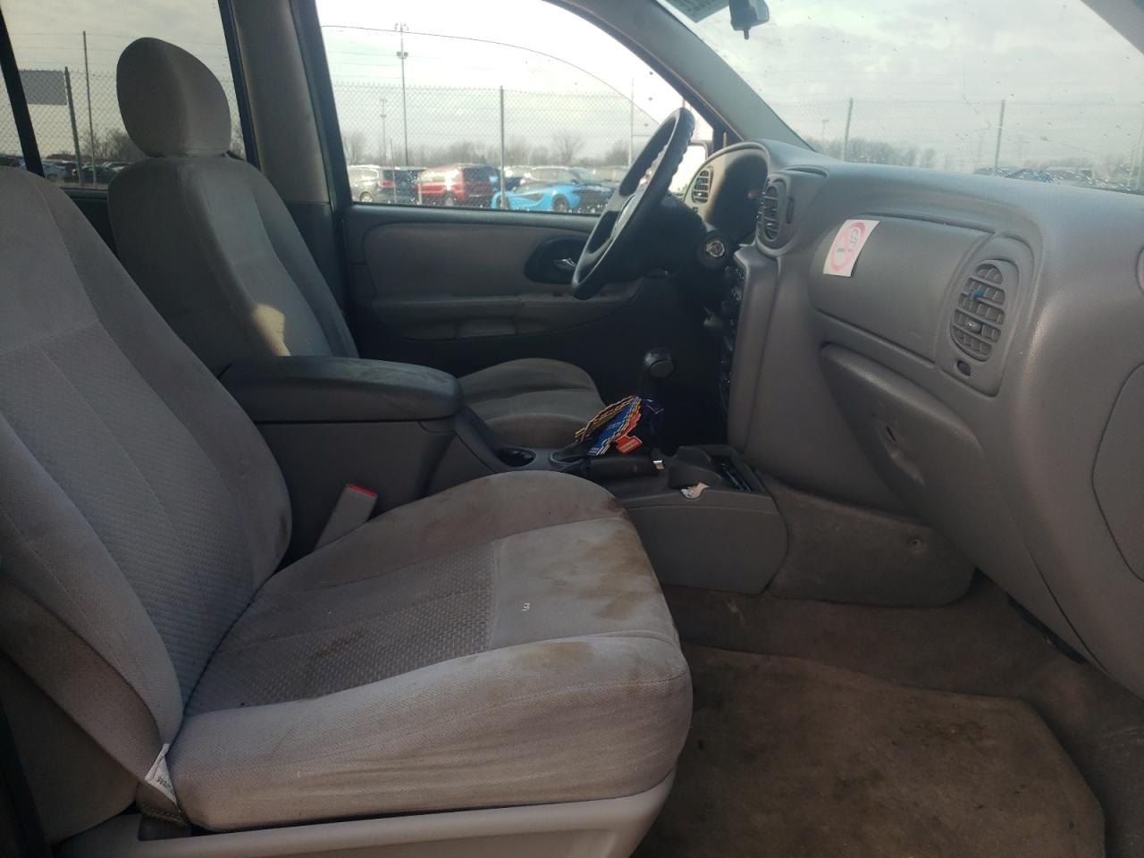 Photo 5 from auction – 2007 CHEVROLET TRAILBLAZE with VIN 1GNDT13S972176370