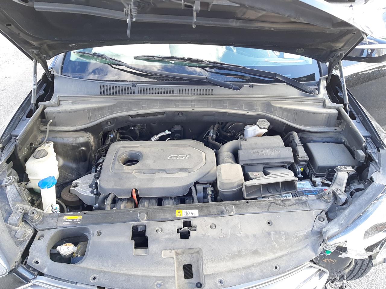 Photo 7 from auction – 2017 HYUNDAI SANTA FE S with VIN 5NMZU3LB3HH026145
