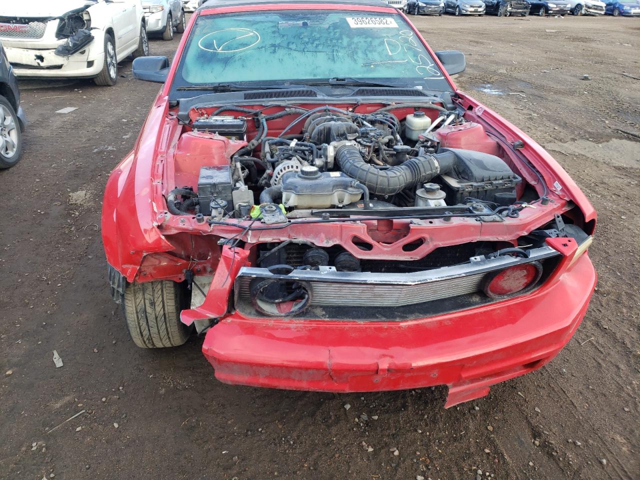 Photo 9 from auction – 2005 FORD MUSTANG with VIN 1ZVHT84N855252973