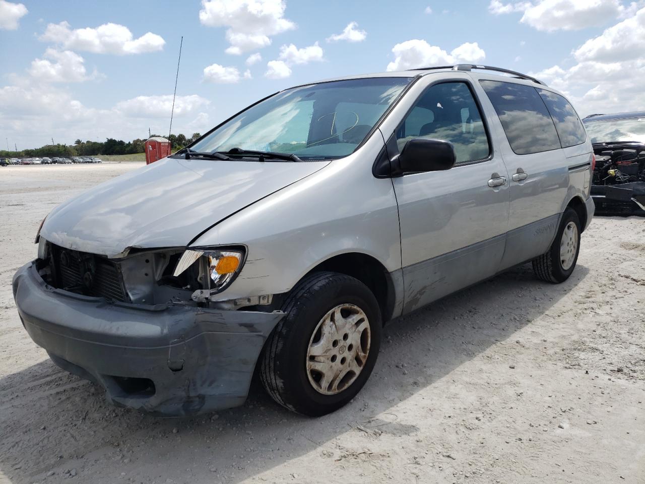 Photo 2 from auction – 2003 TOYOTA SIENNA CE with VIN 4T3ZF19C73U524013