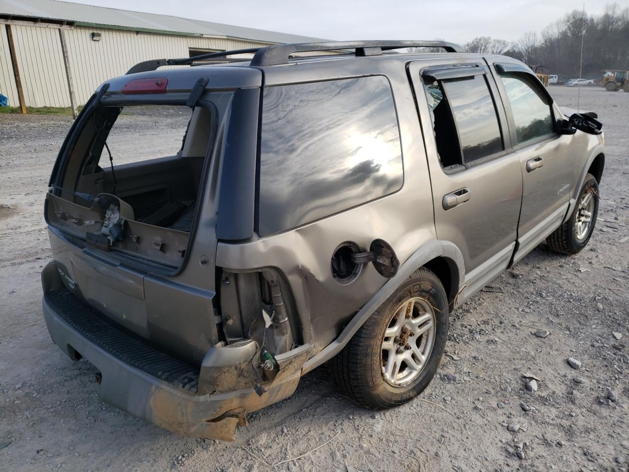 Photo 4 from auction – 2002 FORD EXPLORER X with VIN 1FMZU73E72ZB03048