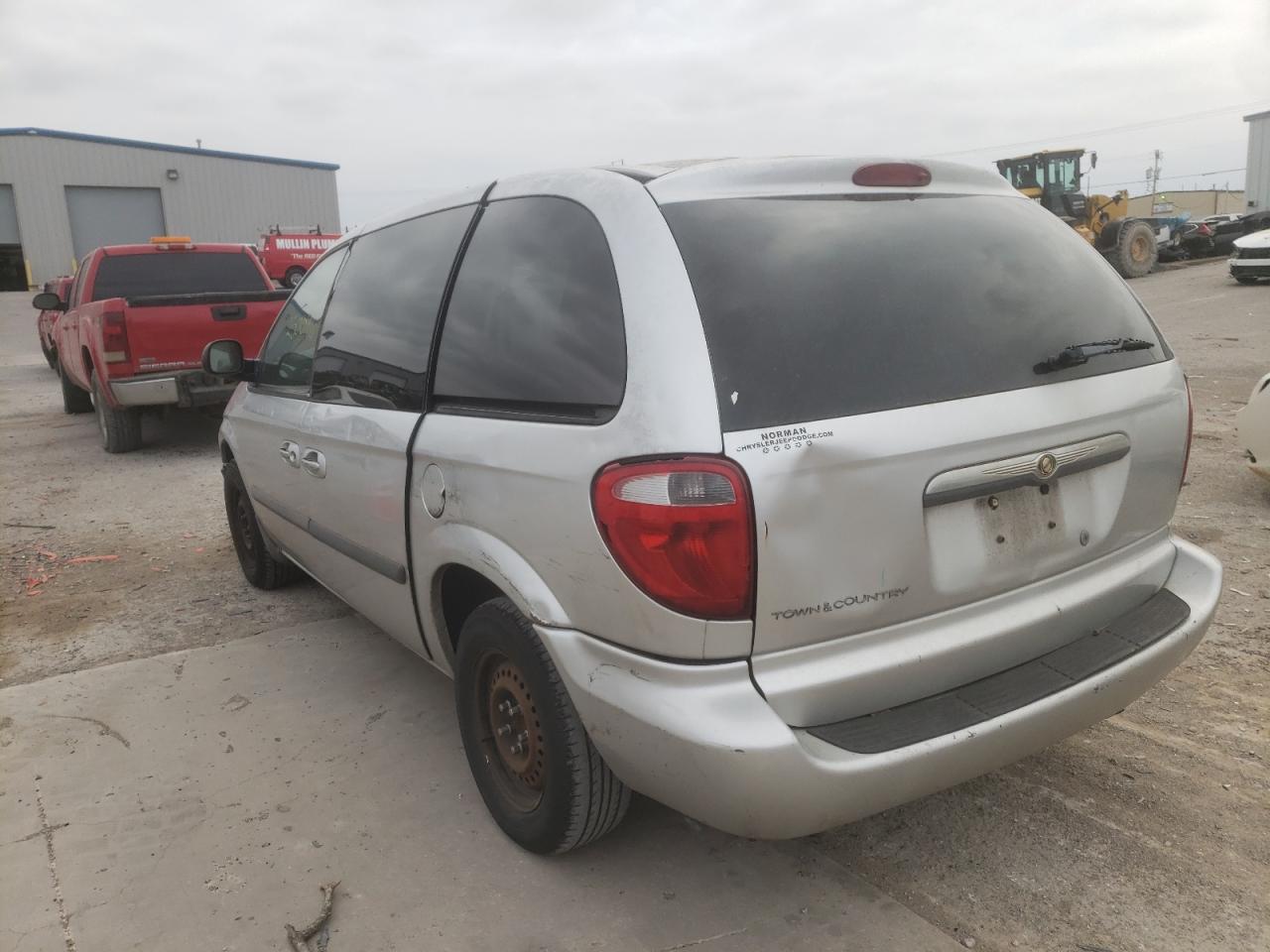 Photo 3 from auction – 2006 CHRYSLER TOWN & COU with VIN 1A4GP45RX6B702827