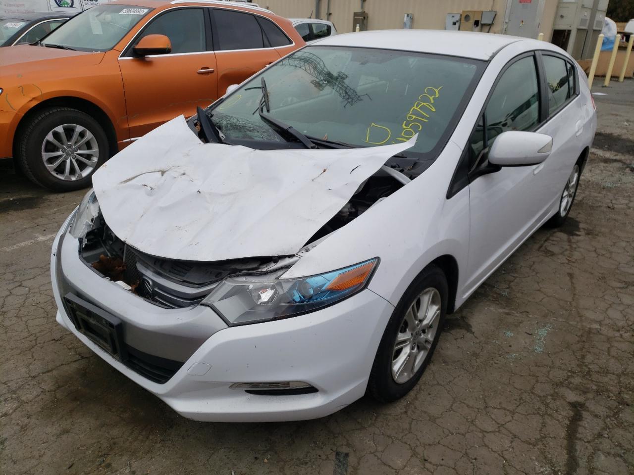 Photo 2 from auction – 2010 HONDA INSIGHT EX with VIN JHMZE2H7XAS043013