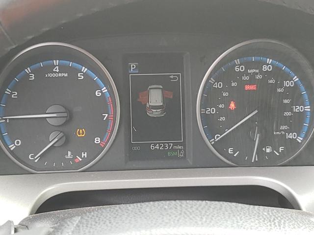 Photo 8 from auction – 2018 TOYOTA RAV4 ADVEN with VIN 2T3RFREV1JW853423