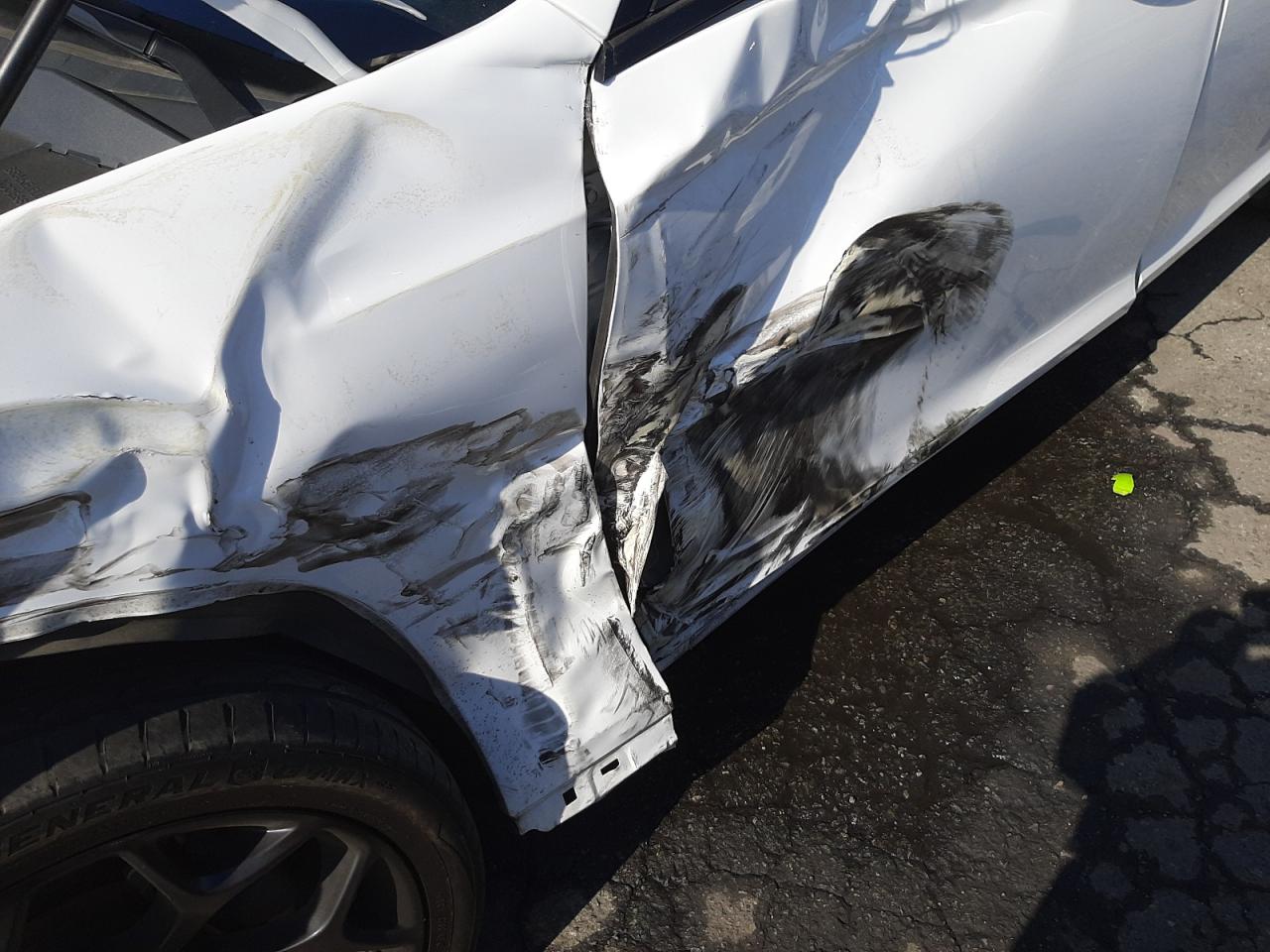 Photo 10 from auction – 2019 CHRYSLER 300 S with VIN 2C3CCABG2KH516349