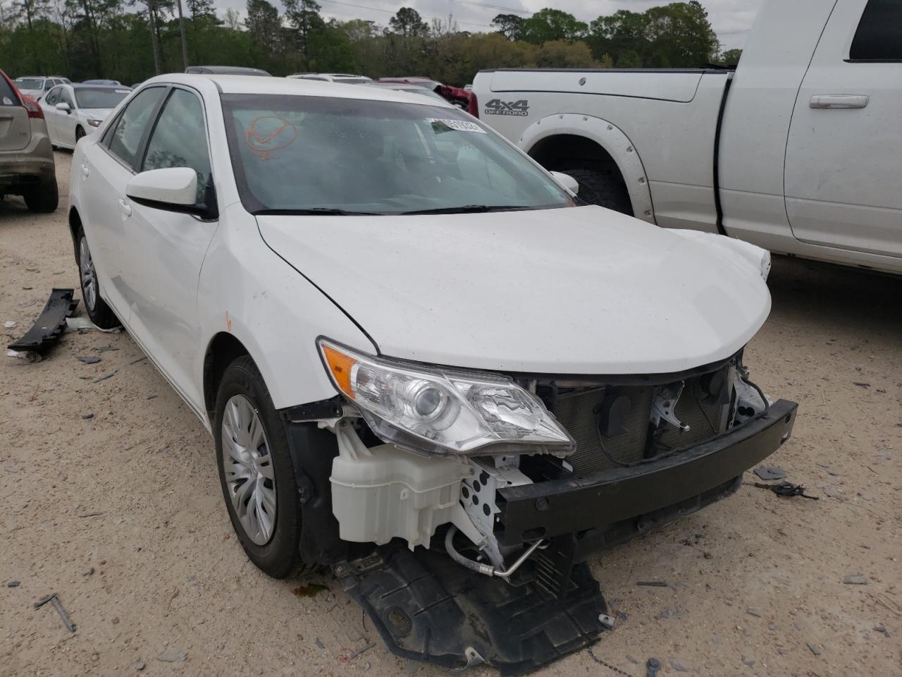 TOYOTA CAMRY L 2014 with VIN 4T1BF1FK5EU332310 - Photo from auction